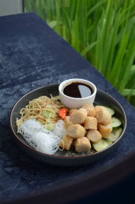  Pempek Palembang: Embrace the Tangy Burst and Savory Indulgence of this Indonesian Delight!